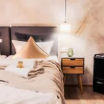 Loreley Retreat - Sauna-billiard & سانكت غور