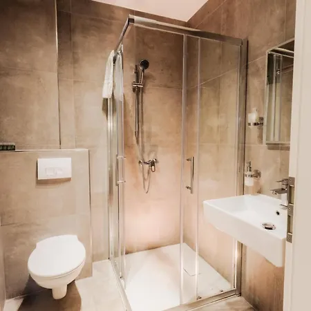Loreley Retreat - Sauna-billiard & Villa *