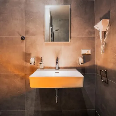 Loreley Retreat - Sauna-billiard&more Villa *