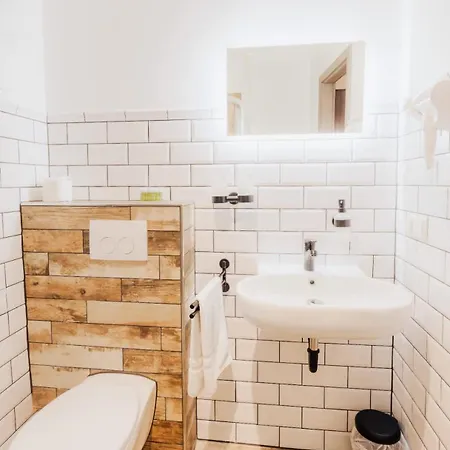 Loreley Retreat - Sauna-billiard & Villa *