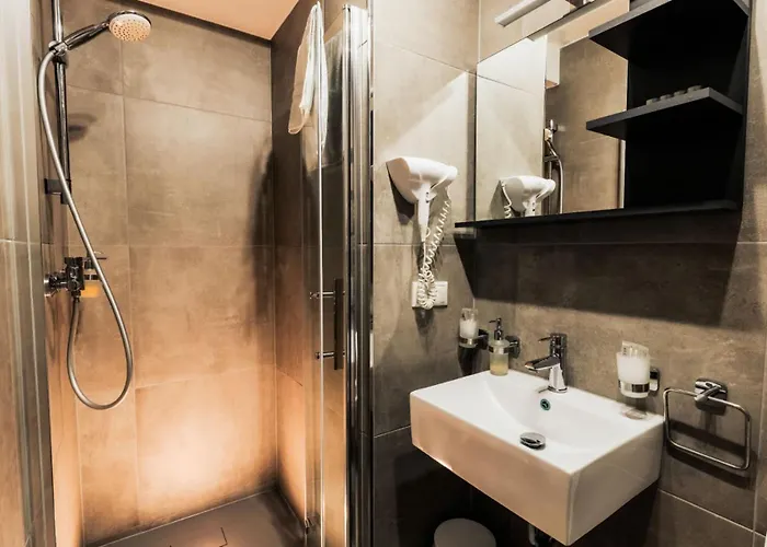 Loreley Retreat - Sauna-billiard & Villa